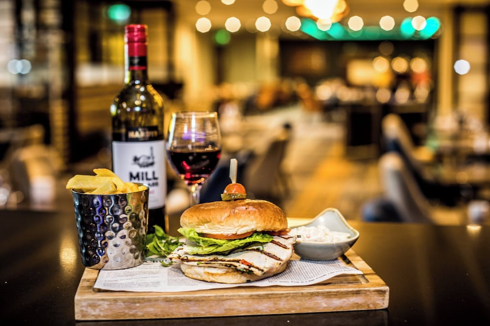 crowne plaza london gatwick airport an ihg hotel
