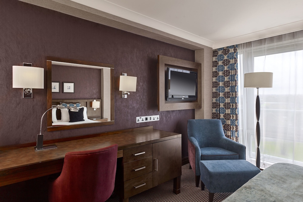 crowne plaza london gatwick airport an ihg hotel
