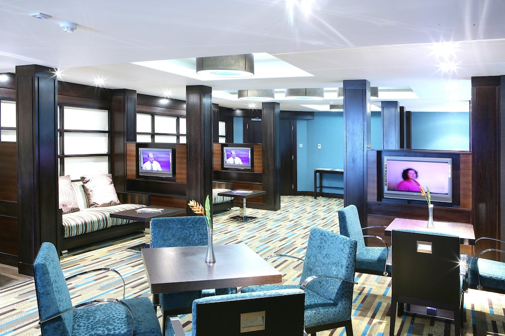 crowne plaza london gatwick airport an ihg hotel