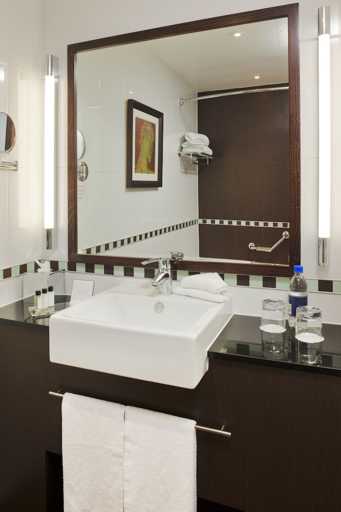 crowne plaza london gatwick airport an ihg hotel