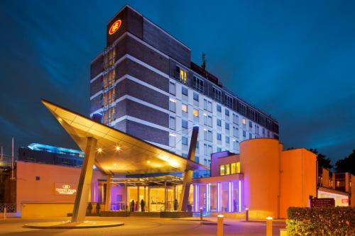 crowne plaza london gatwick airport an ihg hotel