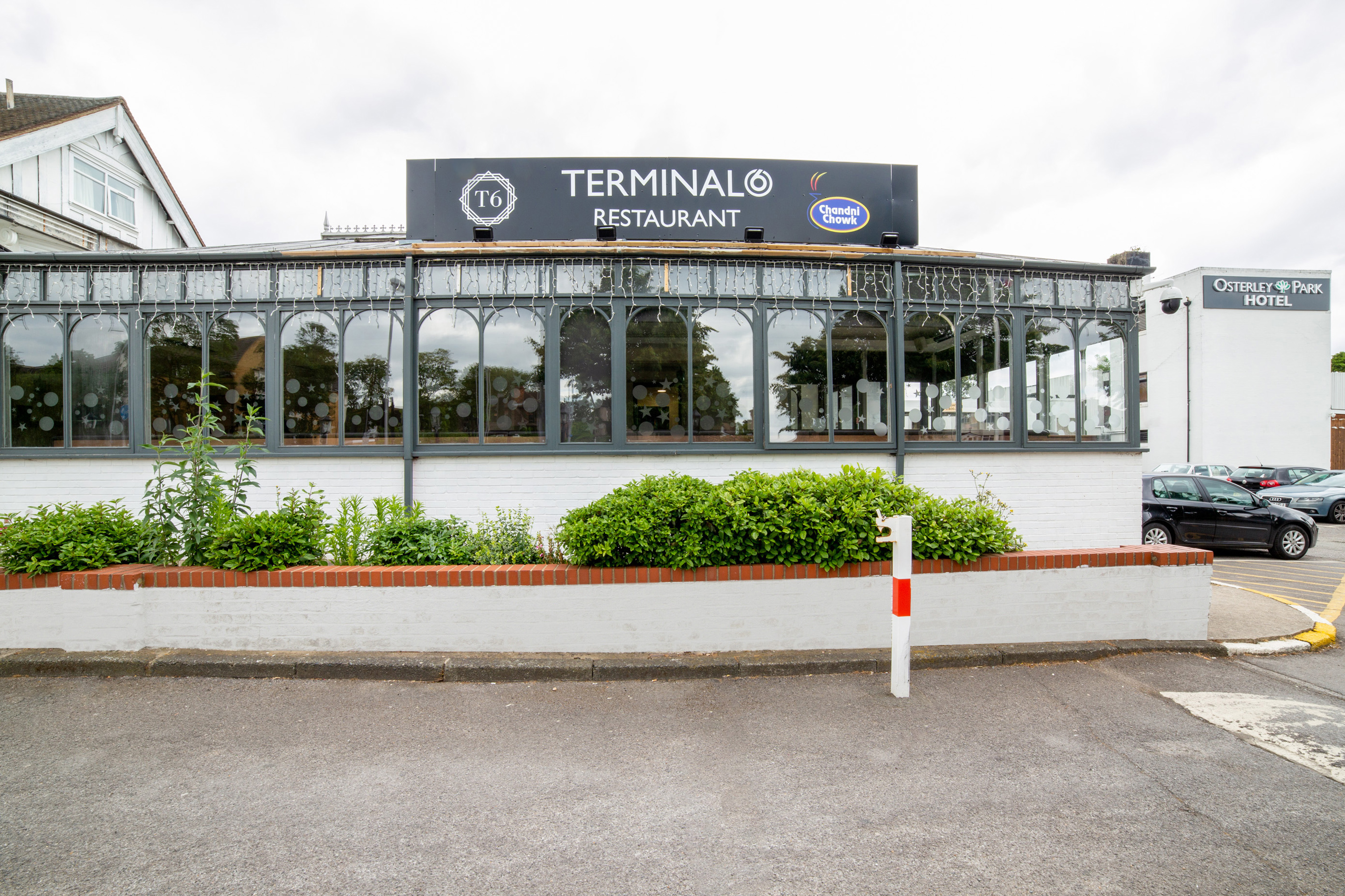 Osterley Park Hotel,Croydon>>Brentford,3 star