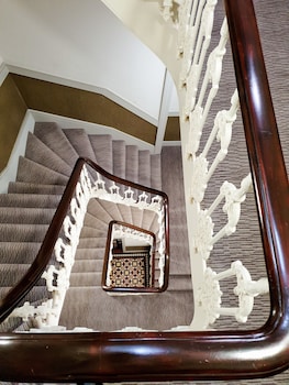 mowbray court hotel