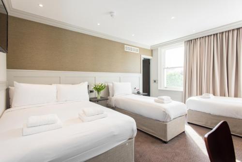 Mowbray Court Hotel,28 32 Penywern Road,4 star