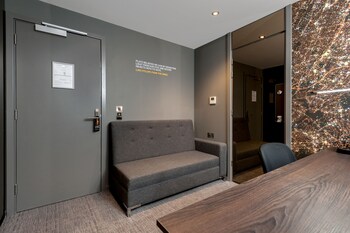 heeton concept hotel luma hammersmith