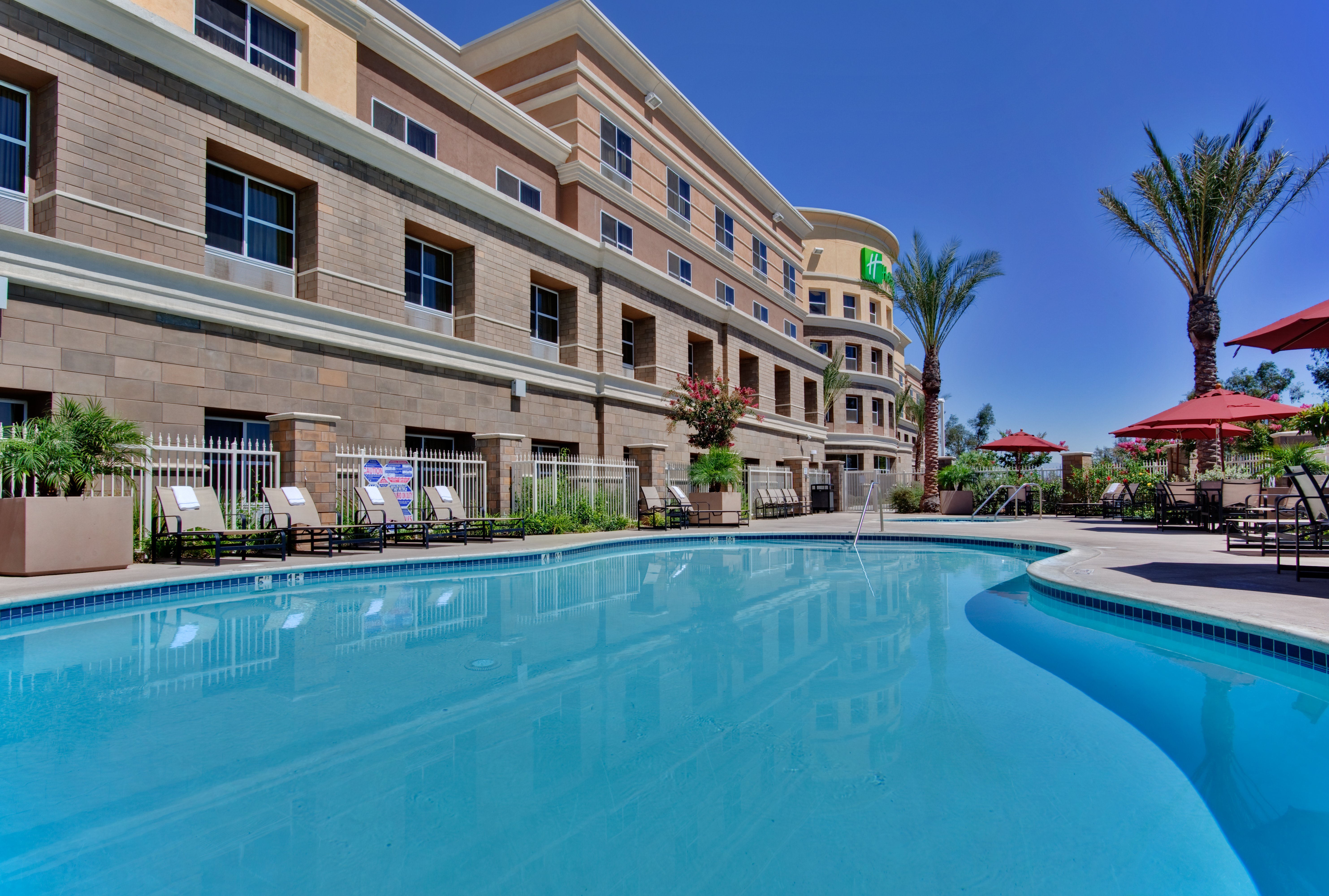 holiday inn ontario airport by ihg