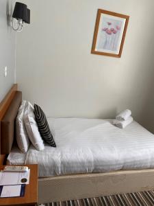 whites hotel