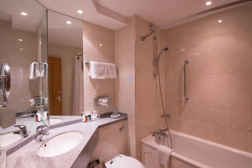 holiday inn leamington spa warwick by ihg