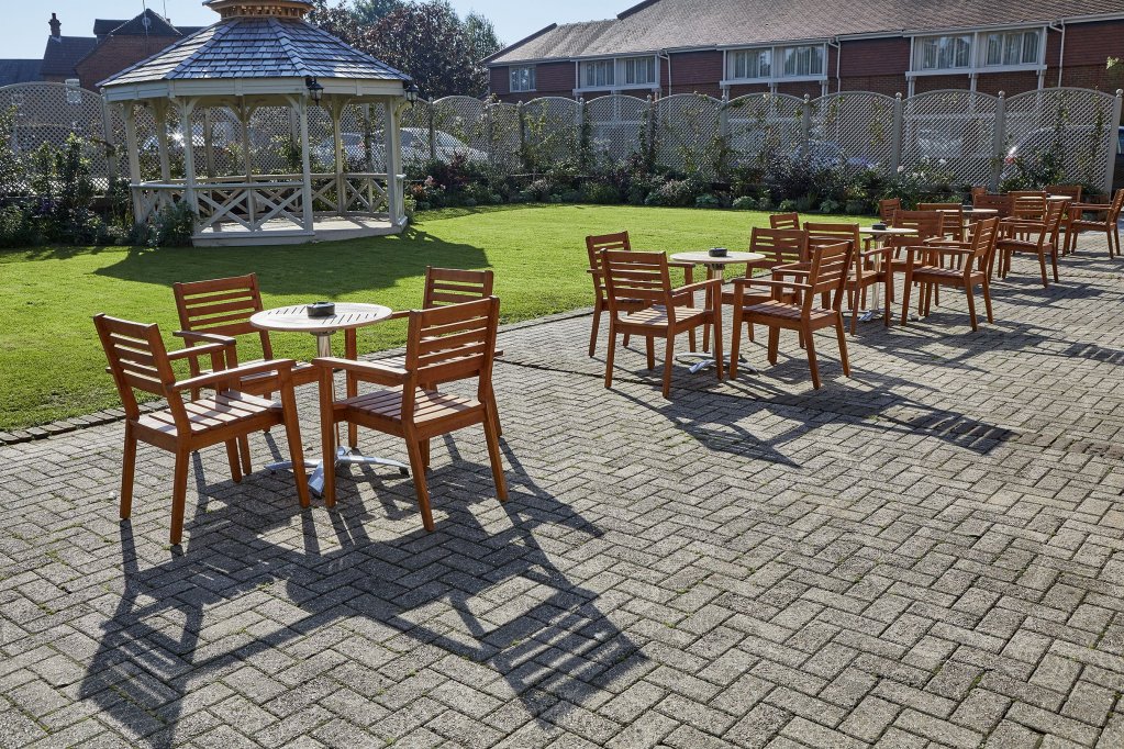 Cromwell Hotel Stevenage,In The Historical District,3 star