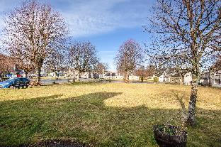 richmond arms adults only