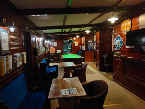 richmond arms adults only