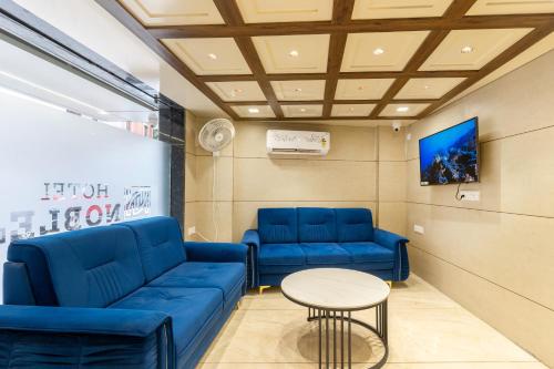 Hotel Noble Inn,Near Nehru Bridge,3 star