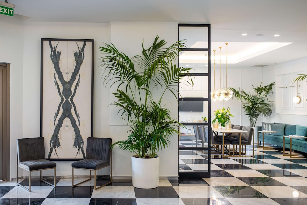 akra v hotel