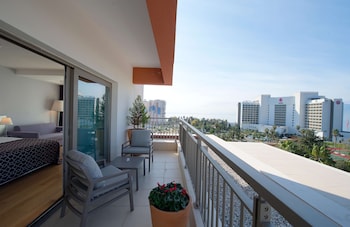 akra v hotel