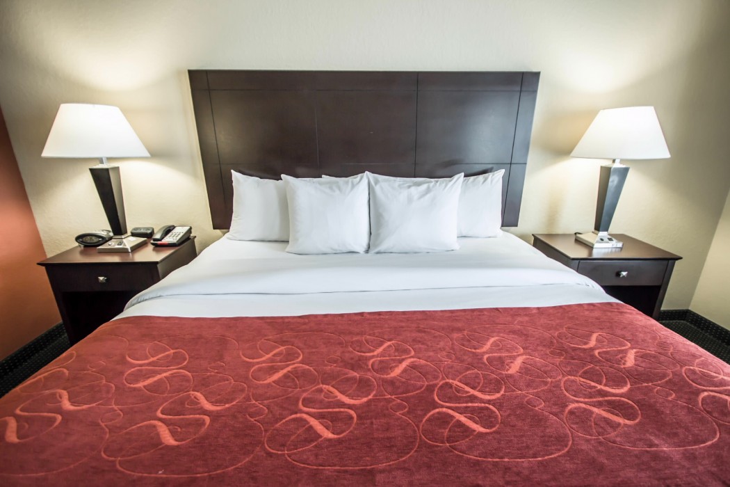 comfort suites orlando airport