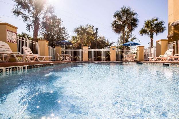 comfort suites orlando airport