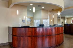 comfort suites orlando airport