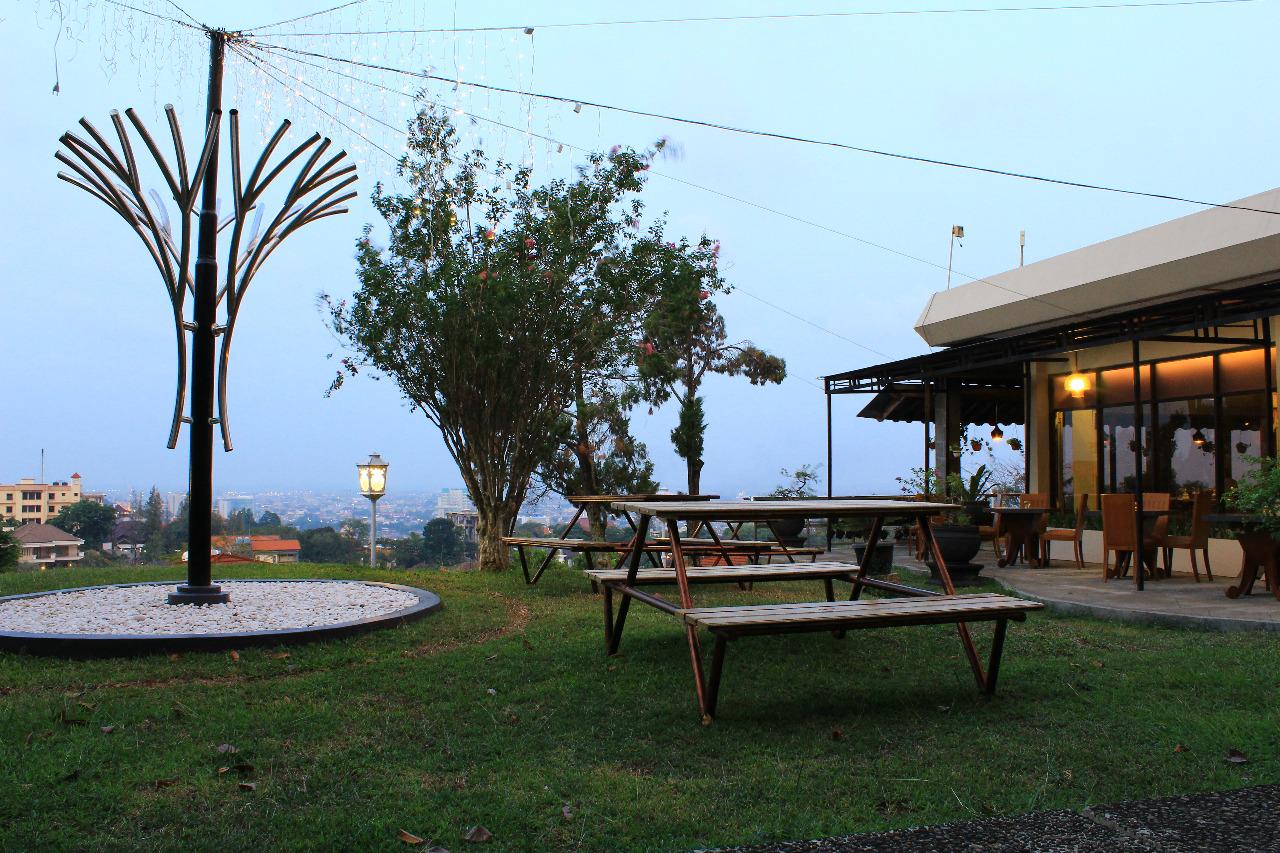 patra semarang hotel and convention