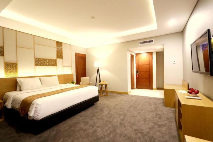 patra semarang hotel and convention