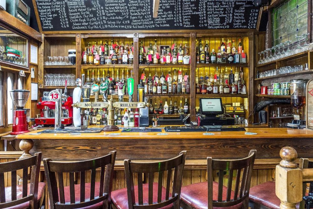 the uppercross house hotel