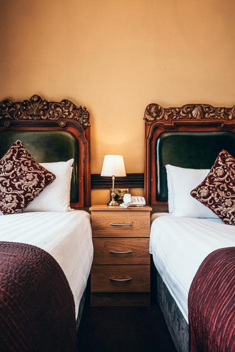 russell court hotel