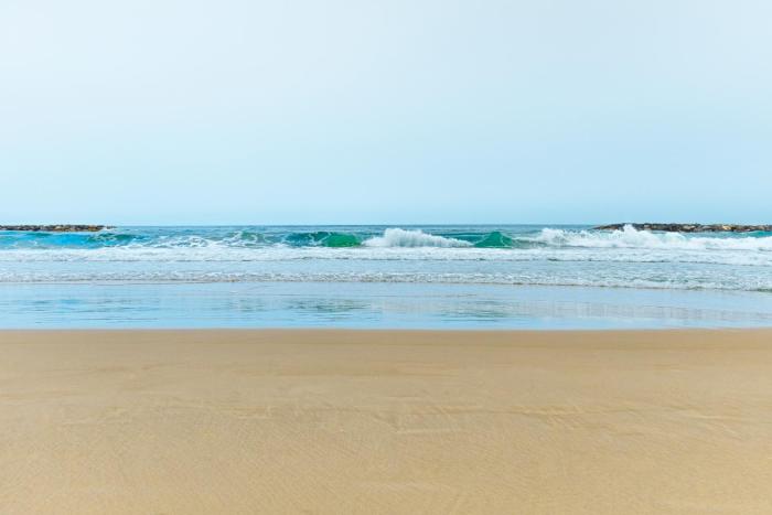 roxon sea sand bat yam