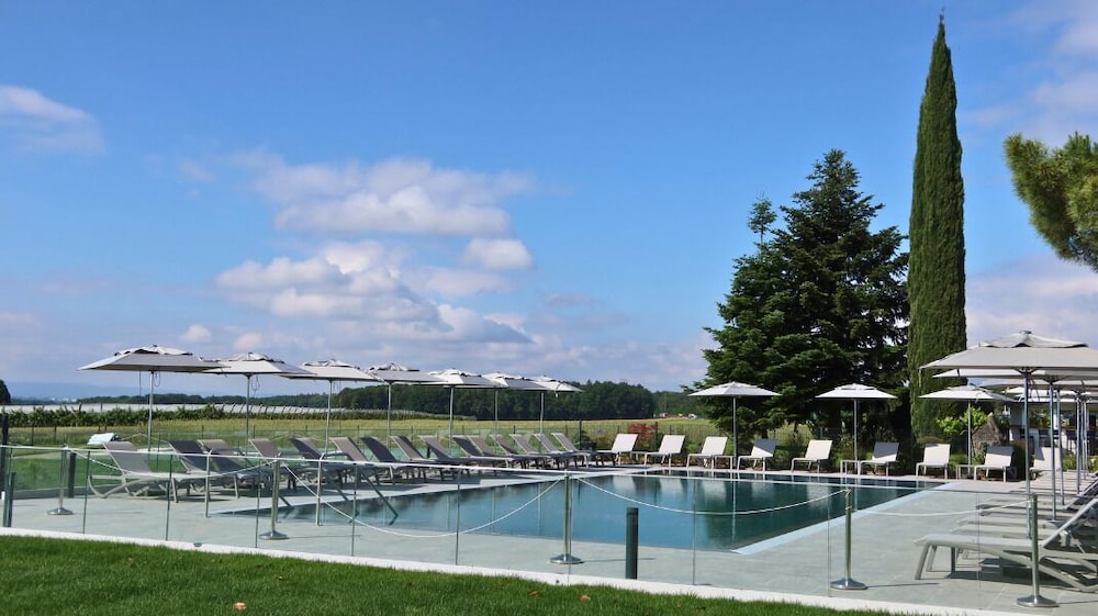 everness hotel and resort