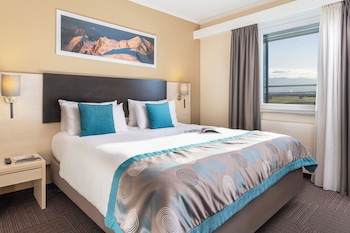 everness hotel and resort