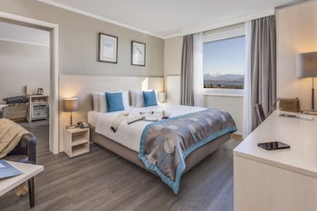 everness hotel and resort