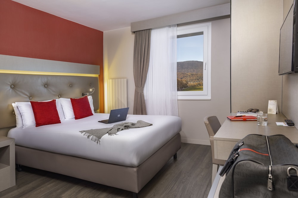 everness hotel and resort