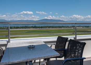 everness hotel and resort