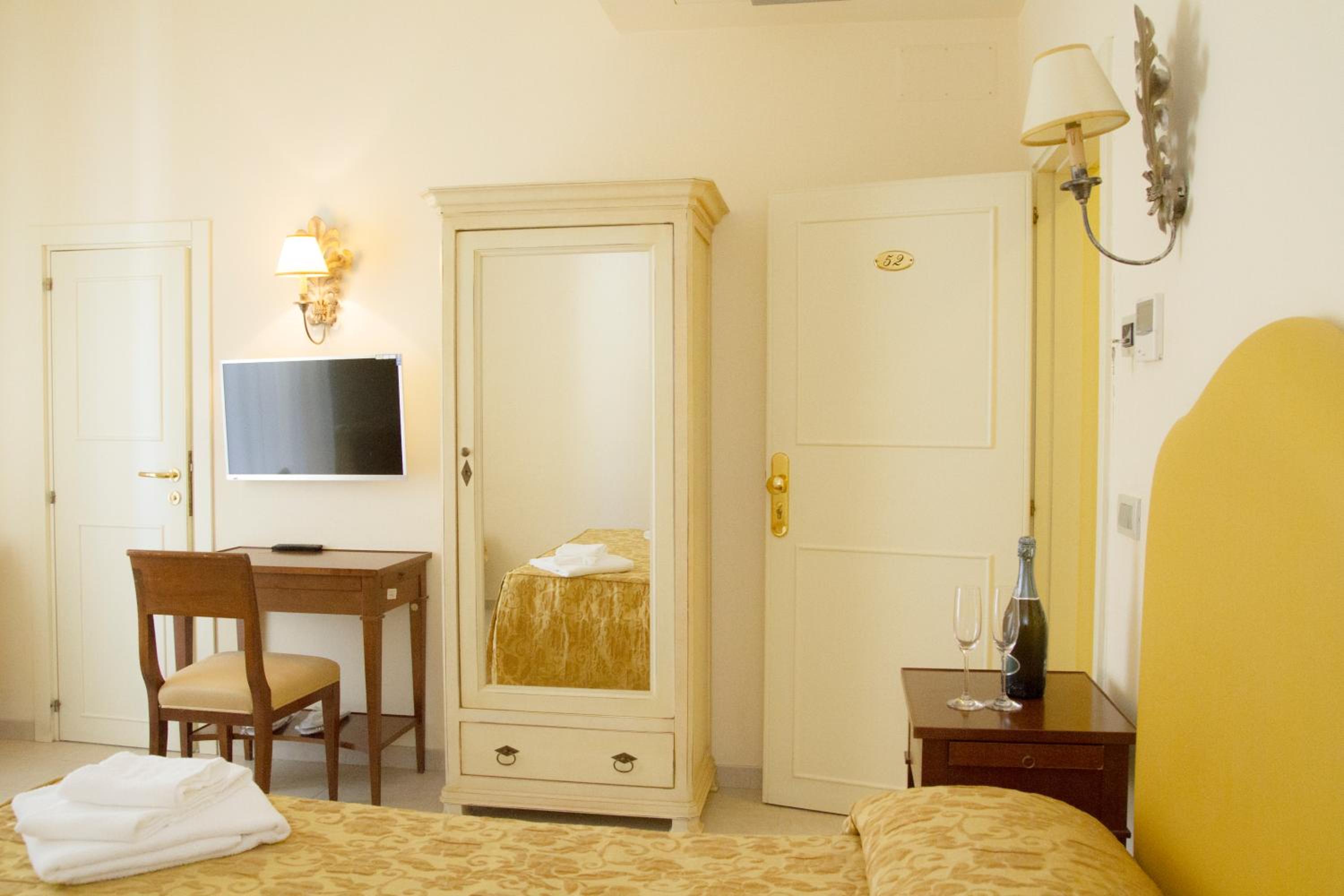 hotel lanzillotta