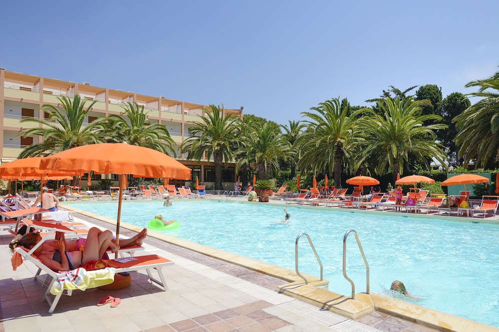 hotel oasis