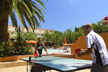 hotel oasis