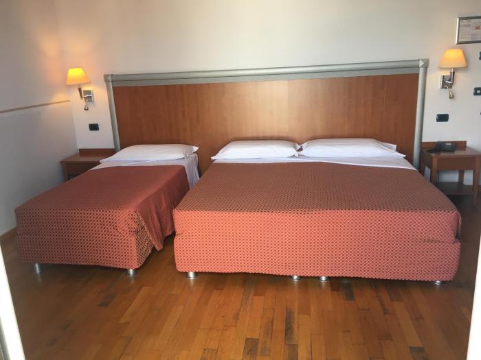west florence hotel