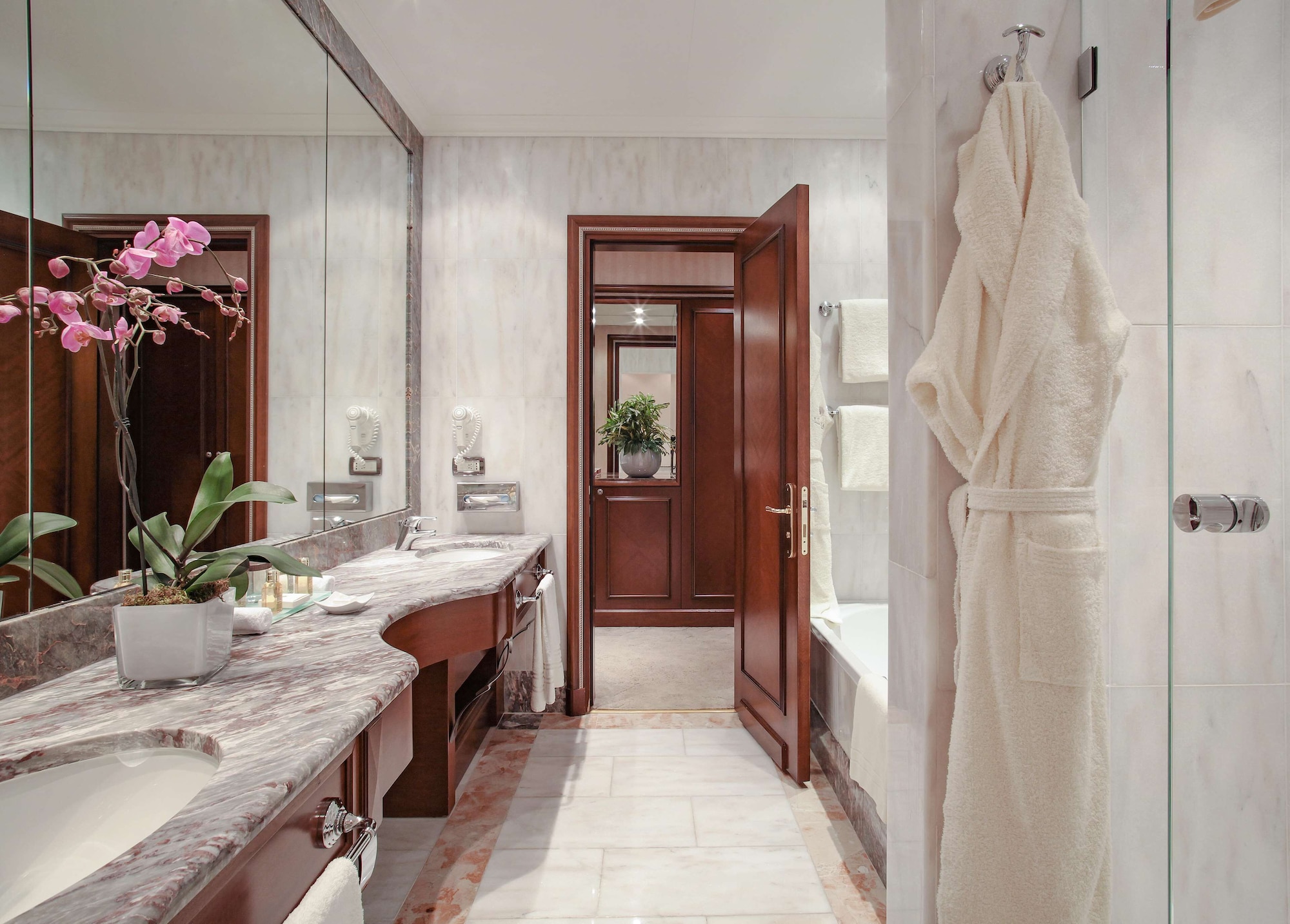 anantara palazzo naiadi rome hotel