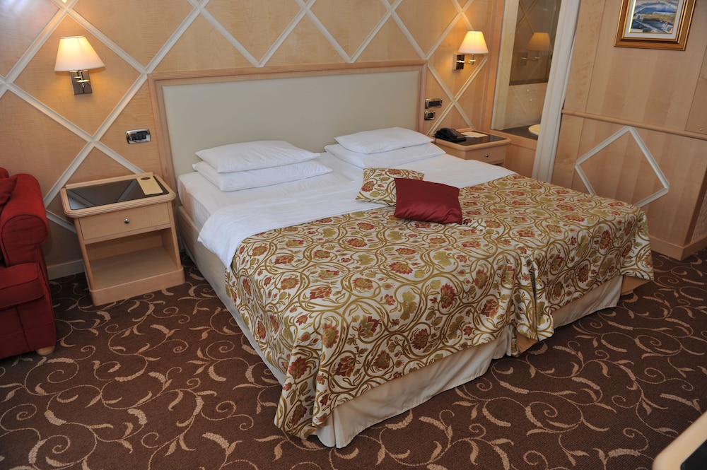 hotel splendid conference and spa resort