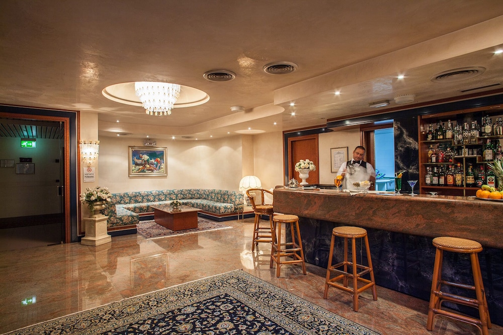 hotel leonardo da vinci