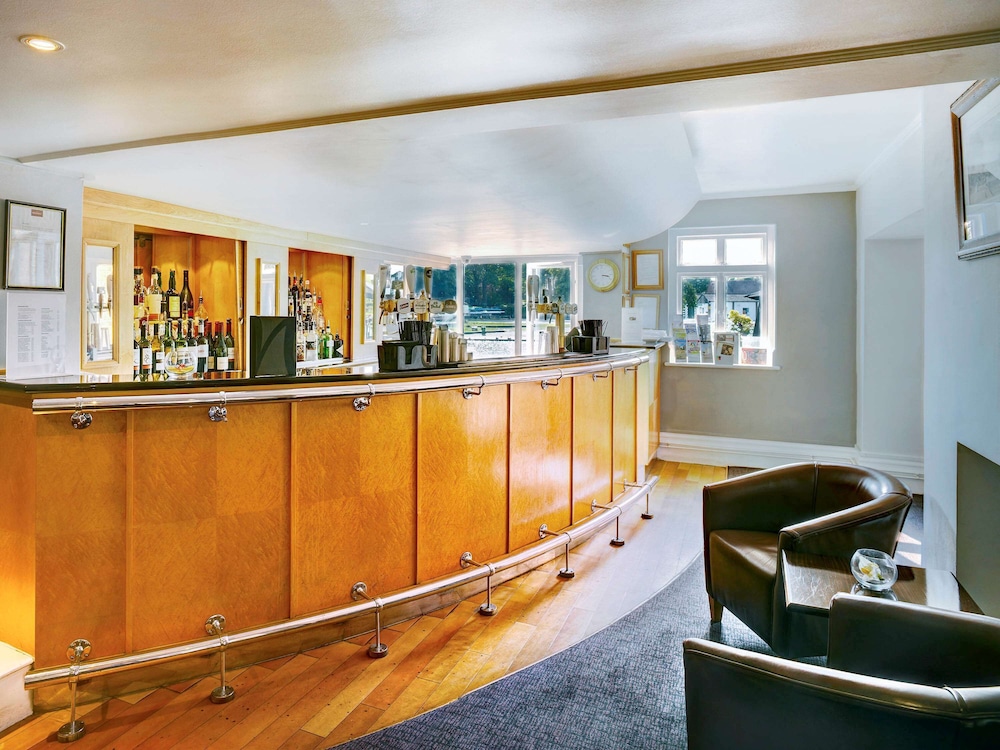 mercure london staines upon thames hotel