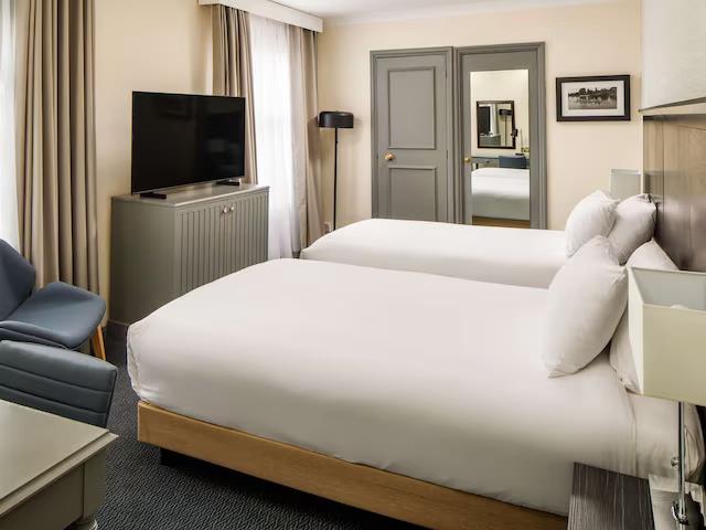 mercure london staines upon thames hotel