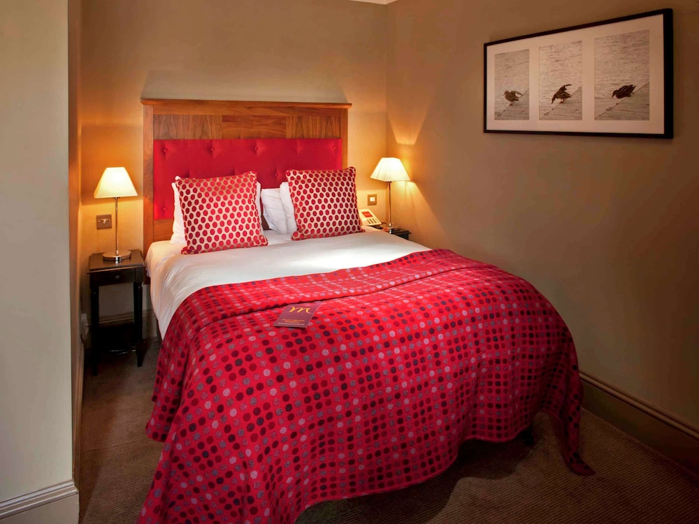 mercure london staines upon thames hotel