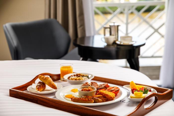 mercure london staines upon thames hotel
