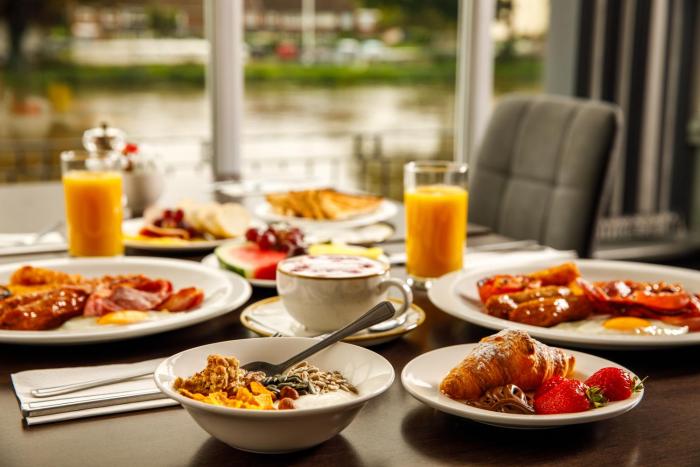 mercure london staines upon thames hotel