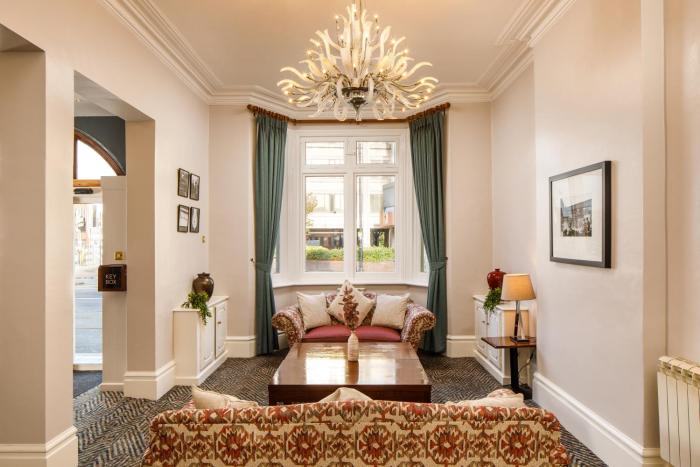 mercure london staines upon thames hotel