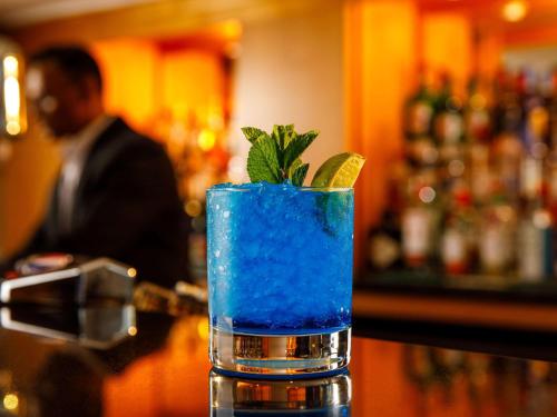 mercure london staines upon thames hotel