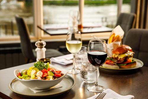 mercure london staines upon thames hotel