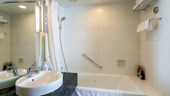 holiday inn osaka namba by ihg