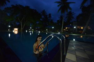 oreeka katunayake airport transit hotels