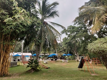 oreeka katunayake airport transit hotels