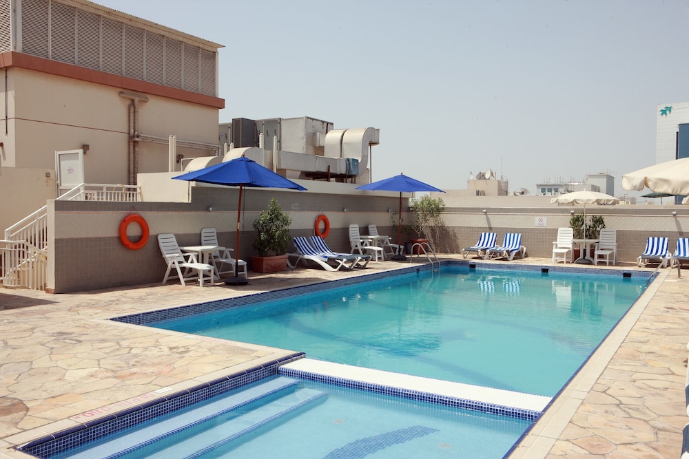 rose garden hotel apartments bur dubai